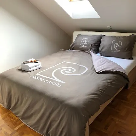 アパート Pop Art *