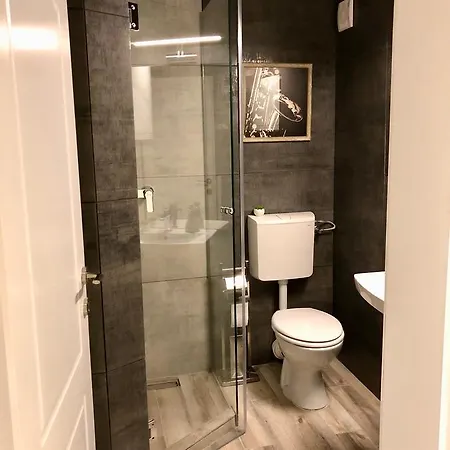 アパート Pop Art *